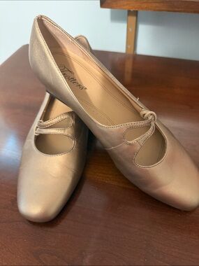 Trotters Metallic Gold Mary Jane Flats